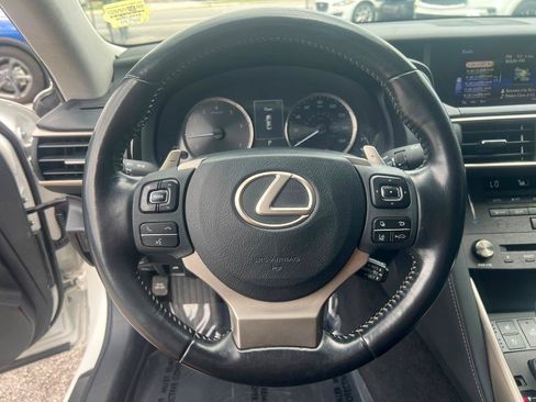 Used 2019 Lexus IS 300 w/ Premium Package RWD image 18