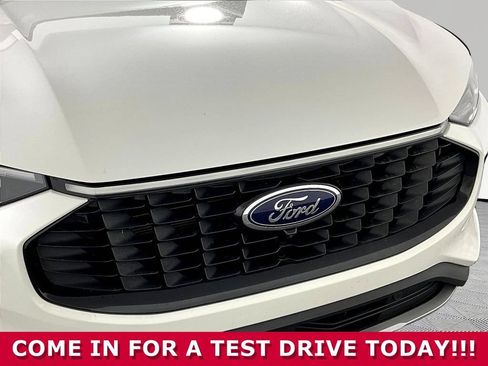 Used 2023 Ford Escape Platinum AWD/4WD image 28