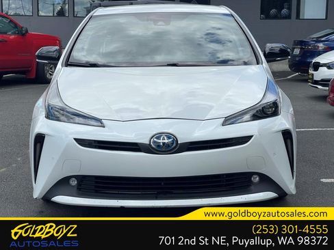 Used 2021 Toyota Prius FWD image 9