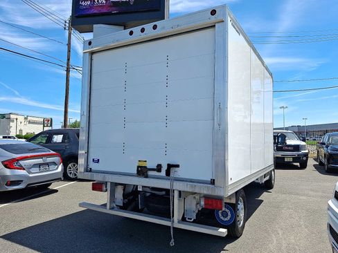 Used 2023 RAM ProMaster 3500 FWD image 8