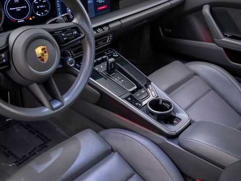 Used 2021 Porsche 911 Carrera RWD image 13