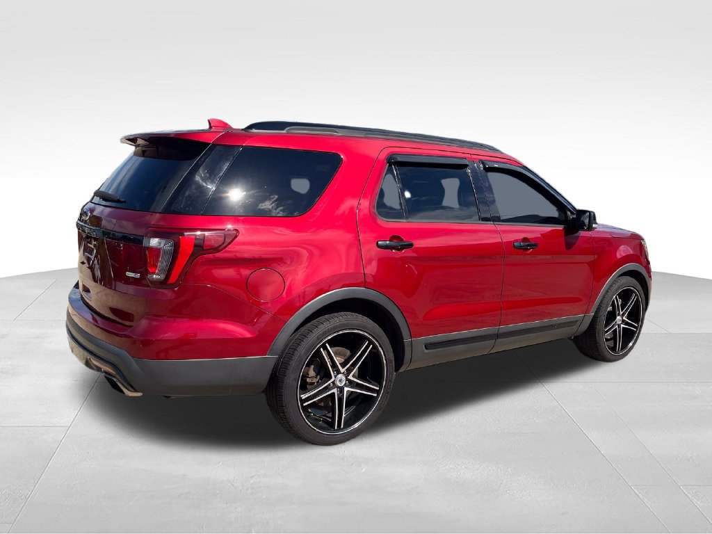 Used 2016 Ford Explorer Sport w/ Equipment Group 401A AWD/4WD image 5