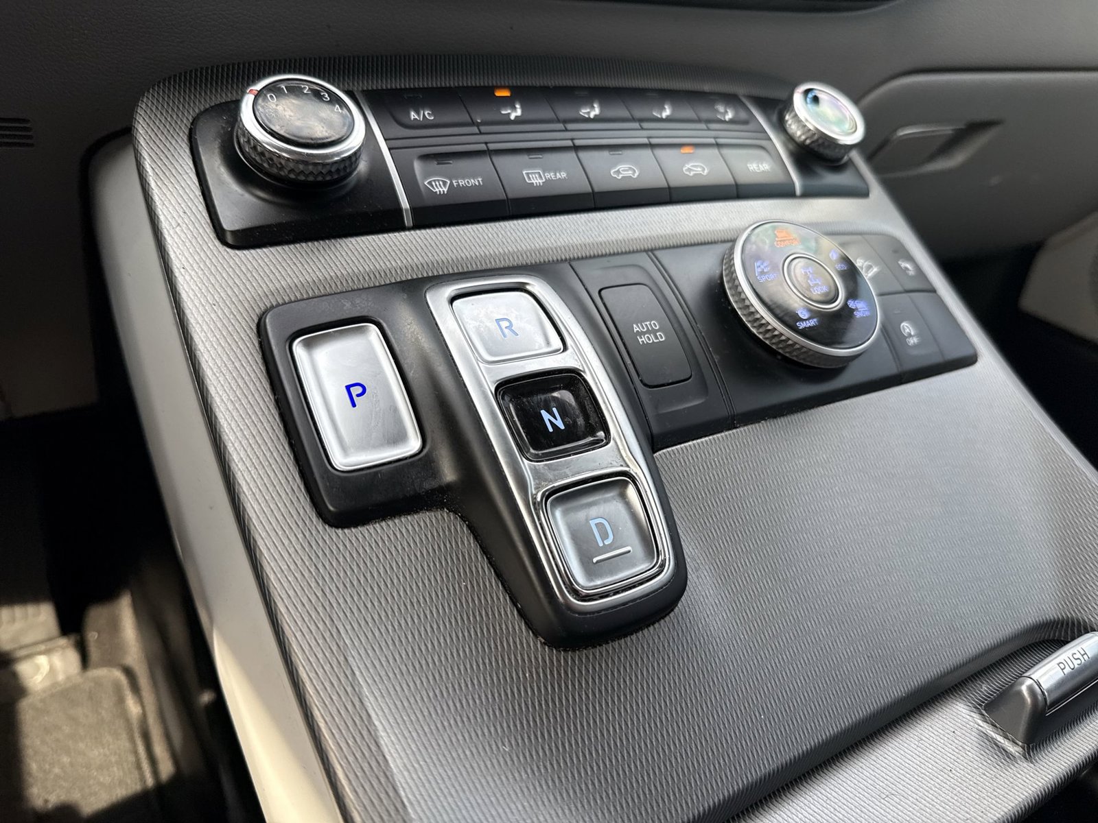 Used 2021 Hyundai Palisade SE AWD/4WD image 20