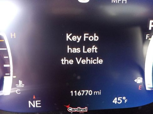 Used 2018 Chrysler Pacifica Limited image 47