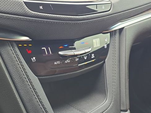 Certified 2024 Cadillac XT5 Sportv image 15