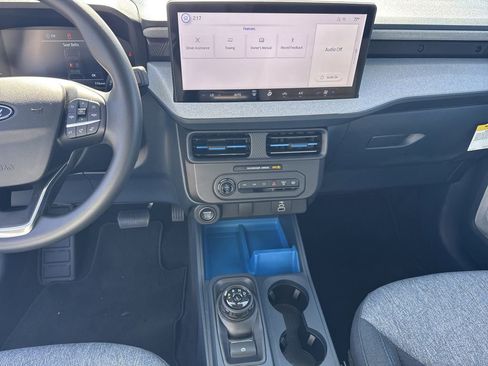 New 2025 Ford Maverick XLT image 27