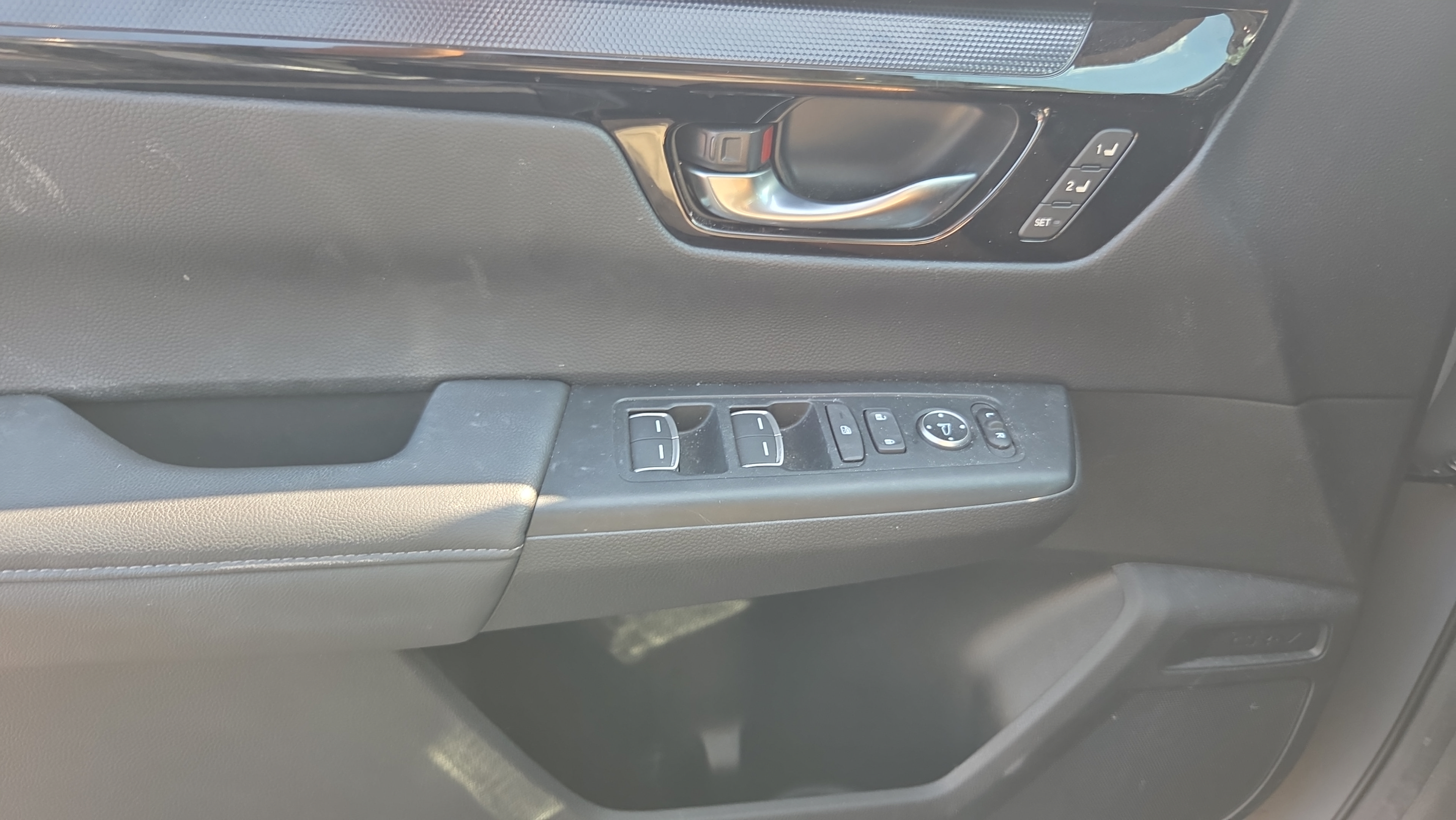 Used 2024 Honda CR-V EX-L image 18