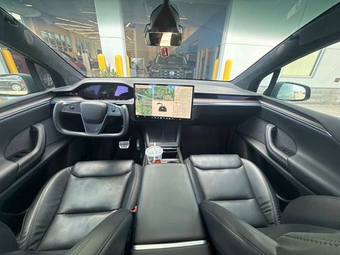 Used 2022 Tesla Model X AWD/4WD image 4