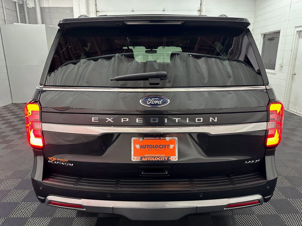 Used 2024 Ford Expedition Max Platinum AWD/4WD image 8