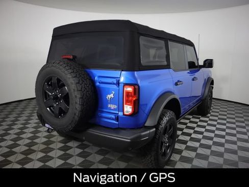 Used 2022 Ford Bronco Black Diamond AWD/4WD image 3