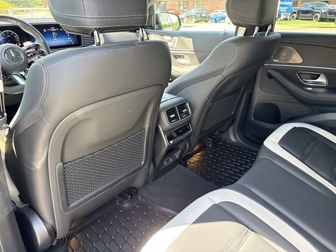 Used 2026 Mercedes-Benz GLE 63 AMG S image 30