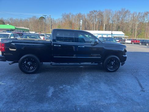 Used 2018 Chevrolet Silverado 1500 LTZ Z71 w/ LTZ Plus Package image 5