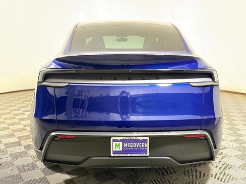Used 2026 Tesla Model Y 2WD image 5