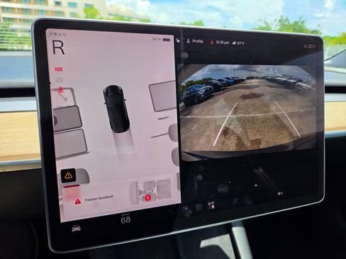 Used 2023 Tesla Model 3 Standard Range RWD image 5