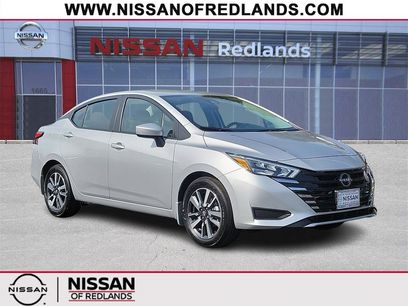 New 2025 Nissan Versa SV w/ Trunk Package