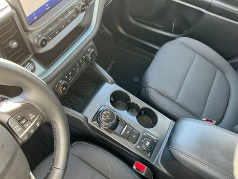 Used 2024 Ford Bronco Sport Badlands image 29