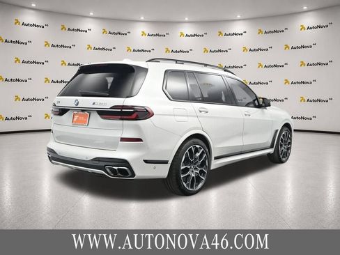 Used 2024 BMW X7 M60i w/ Executive Package AWD/4WD image 9