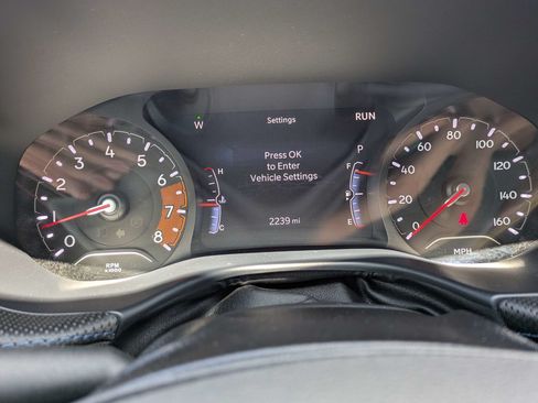 Used 2025 Jeep Compass Latitude w/ Convenience Group AWD/4WD image 33