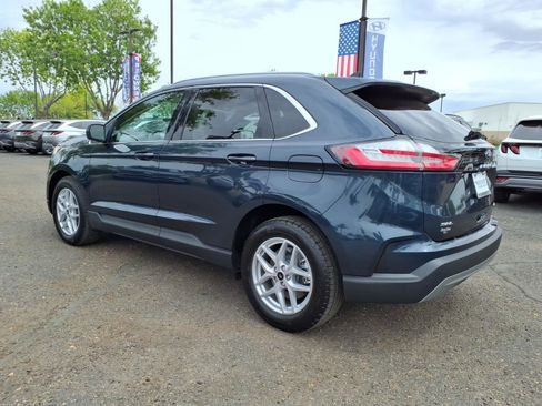 Used 2024 Ford Edge SEL w/ Convenience Package image 7