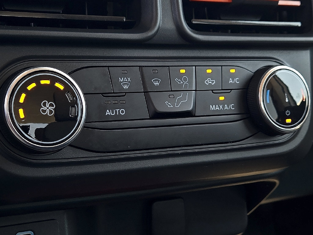 Used 2024 Ford Maverick XLT FWD image 14