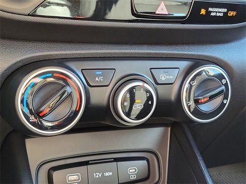 New 2026 Hyundai Venue SE image 10