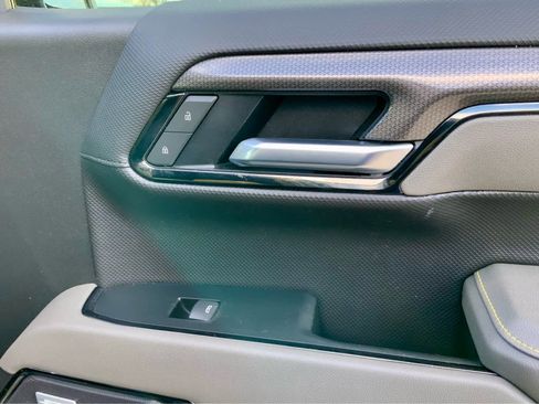 Certified 2025 Chevrolet Silverado 1500 ZR2 image 61