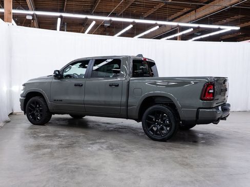 New 2026 RAM 1500 Laramie AWD/4WD image 4