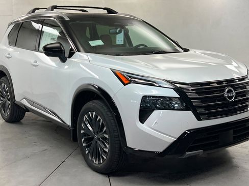 New 2026 Nissan Rogue Platinum w/ Platinum Premium Package image 7