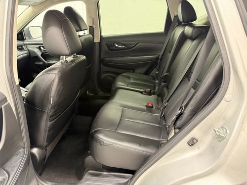 Used 2020 Nissan Rogue SL AWD/4WD image 38