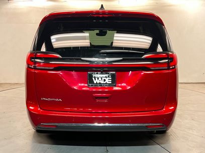 Certified 2026 Chrysler Pacifica Select