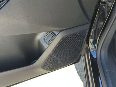 New 2026 Chevrolet Equinox ACTIV w/ Convenience Package III image 24