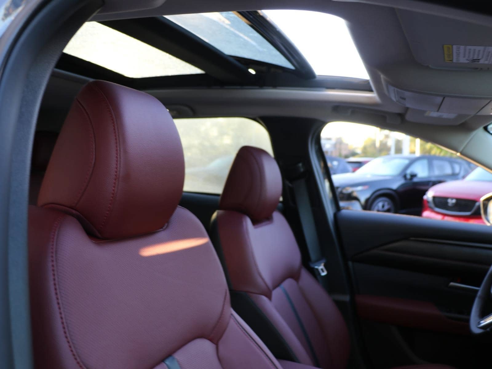 Certified 2026 MAZDA CX-50 AWD 2.5 Hybrid w/ Premium Pkg image 7