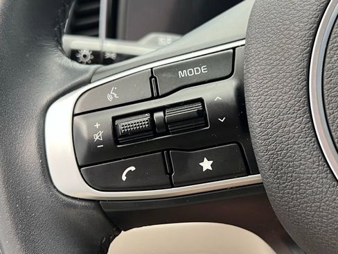 Used 2023 Kia Sportage EX FWD image 18