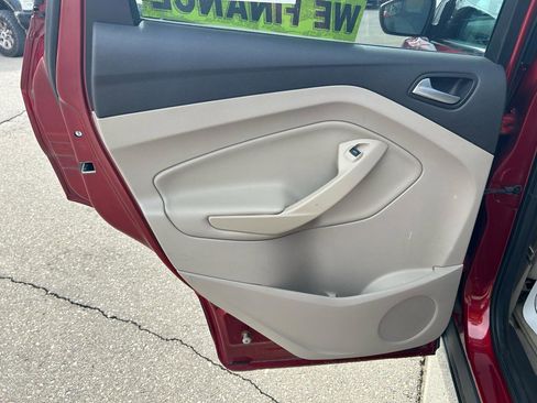 Used 2014 Ford Escape SE image 13