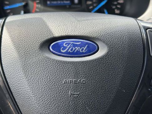 Used 2019 Ford Explorer XLT AWD/4WD image 26