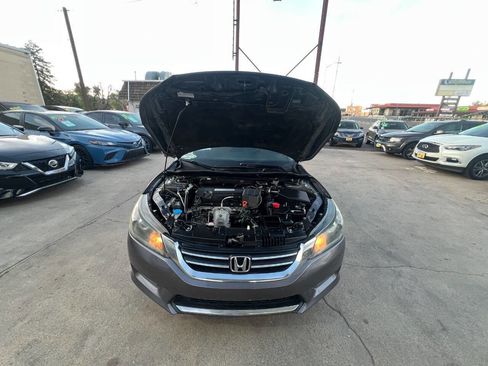 Used 2015 Honda Accord EX-L image 19