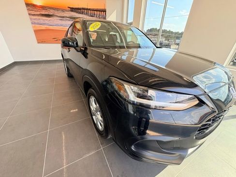 Used 2025 Honda HR-V LX image 14