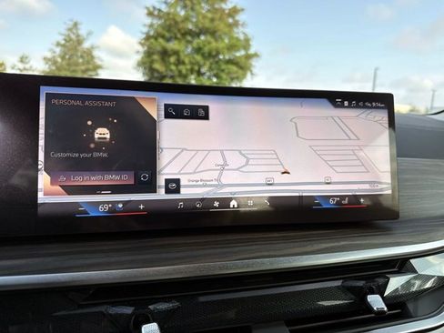 Used 2026 BMW X7 xDrive40i w/ Premium Package AWD/4WD image 25
