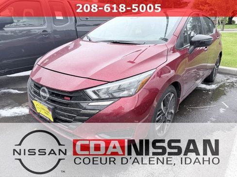Used 2025 Nissan Versa SR w/ Trunk Package FWD image 1