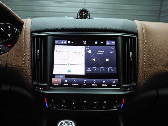 Used 2022 Maserati Levante GT AWD/4WD image 25