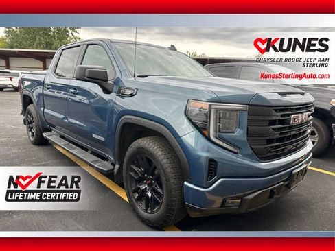 Used 2024 GMC Sierra 1500 Elevation w/ X31 Off-Road Package AWD/4WD image 1
