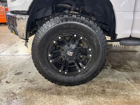 Used 2016 Ford F150 XLT w/ Trailer Tow Package image 29