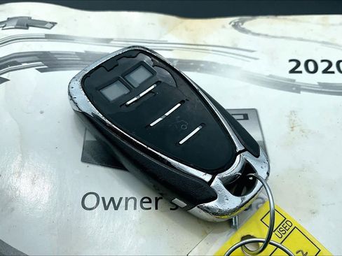 Used 2020 Chevrolet Camaro LT RWD image 14