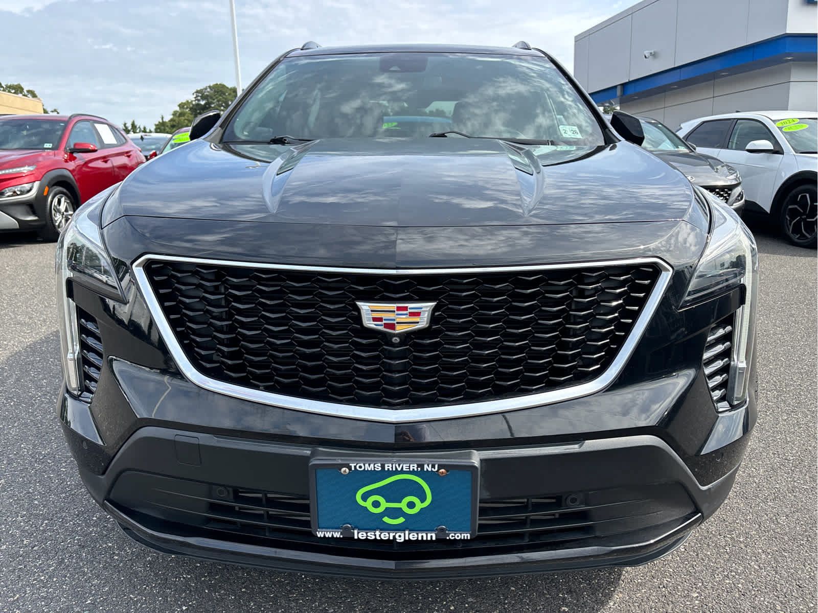 Certified 2021 Cadillac XT4 Sport w/ Enhanced Visibility Package AWD/4WD image 3