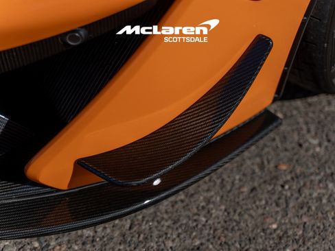 Used 2020 McLaren 620R image 17