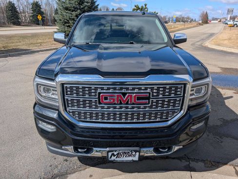 Used 2017 GMC Sierra 1500 Denali w/ Denali Ultimate Package image 4