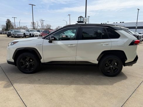 Used 2021 Toyota RAV4 XSE w/ XSE Grade Weather Package image 8