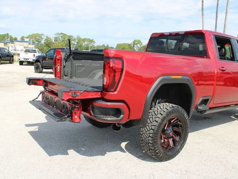 Used 2022 GMC Sierra 2500 AT4 w/ AT4 Premium Plus Package image 11