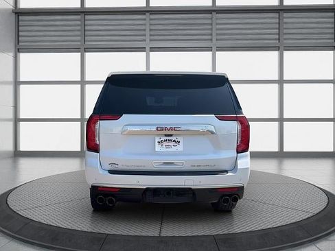 Used 2023 GMC Yukon XL Denali w/ Denali Reserve Package AWD/4WD image 5