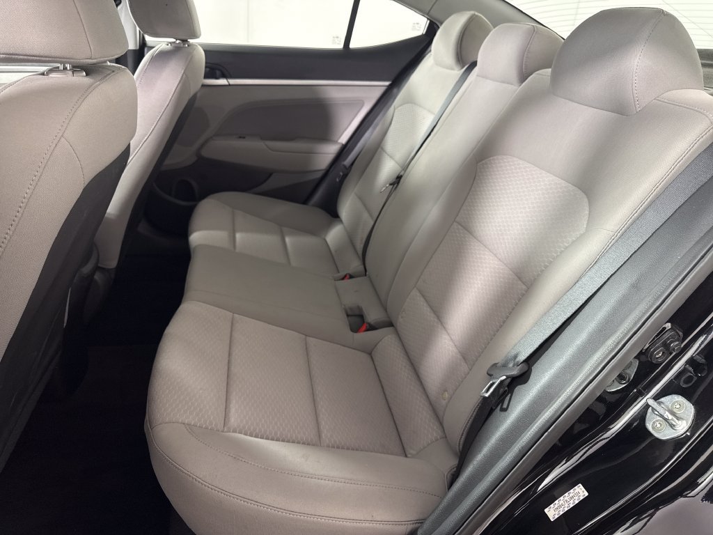 Used 2020 Hyundai Elantra SEL FWD image 12